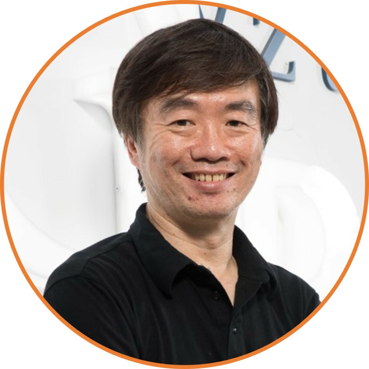 元智大學老人福祉科技研究中心主任徐業良