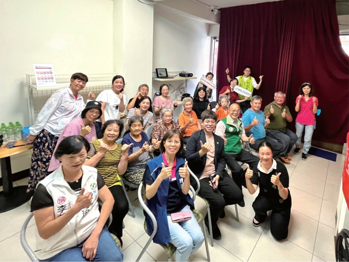 柏愛坪林銀髮健身俱樂部與有FU長照站開幕活動。(圖片來源/柏愛藥局)