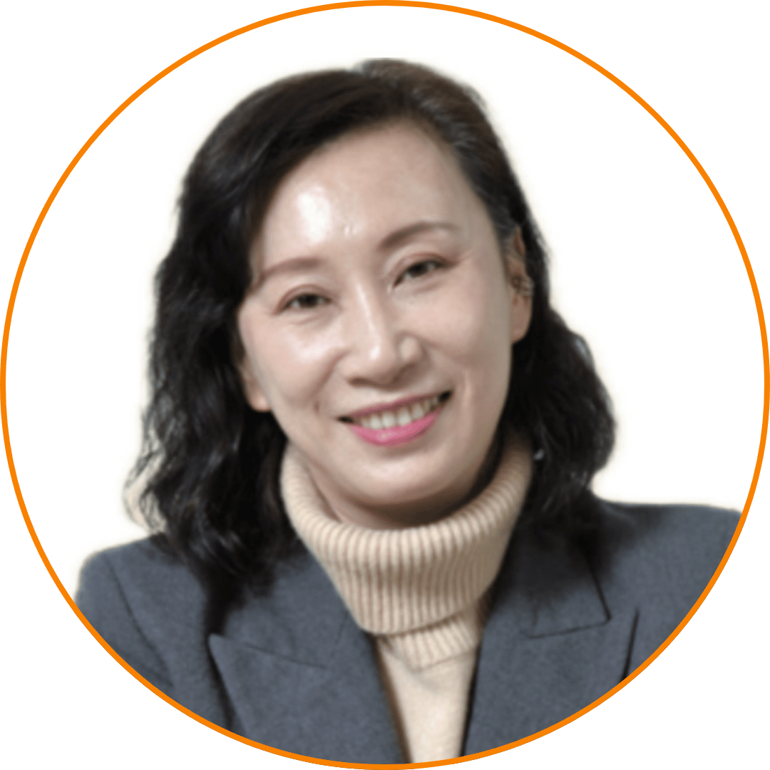 老五老基金會執行長游麗裡