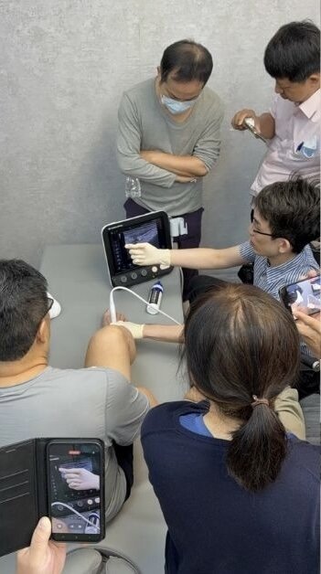 方婕國際開發帶狀式、主題式訓練模組，針對肩膀、腹部等不同部位分別開班教學。(圖片來源/方婕國際)