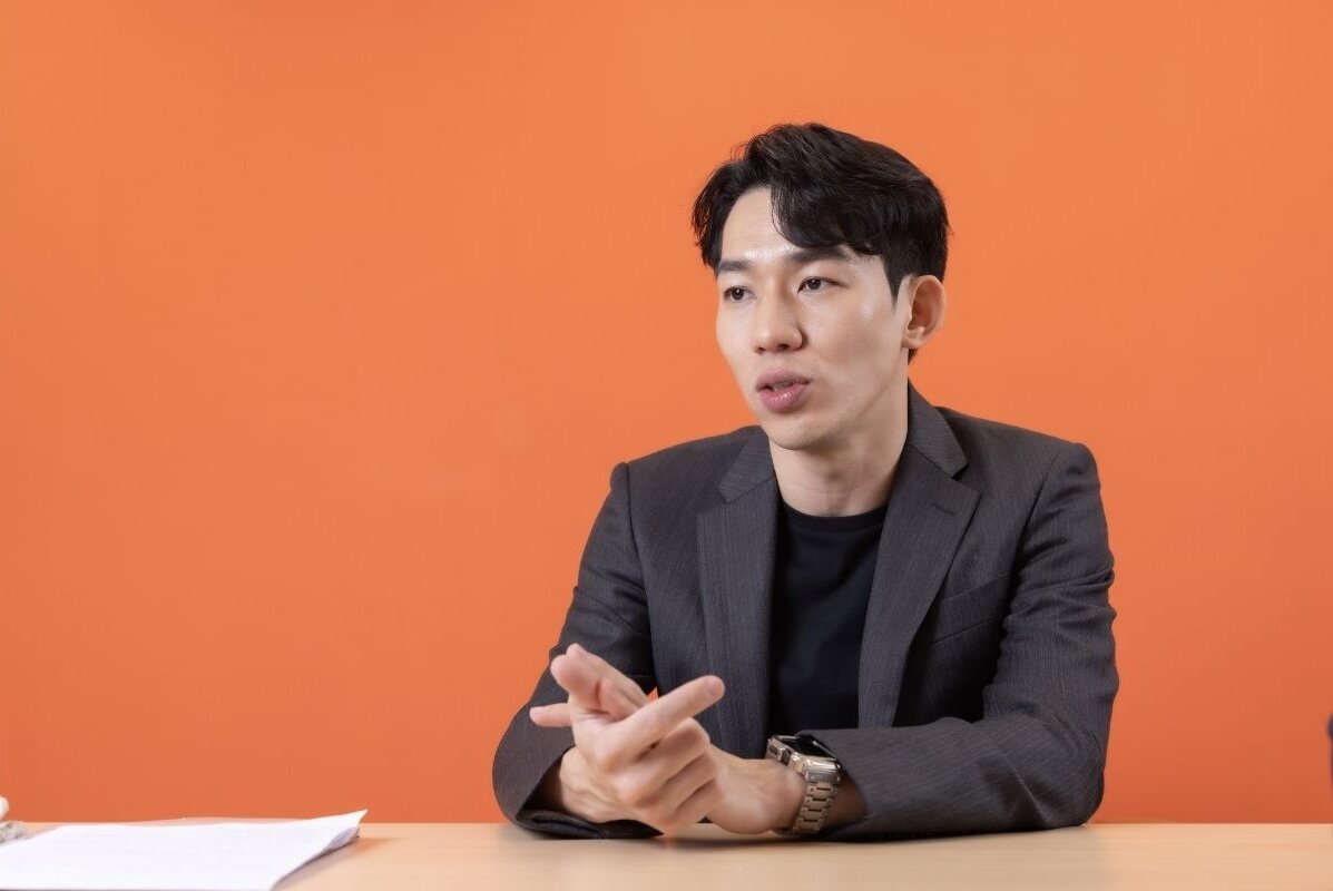 彭紹宇同時也身為職能治療師公會理事，推動專業進入居家長照服務不遺餘力。（攝影／王永村）