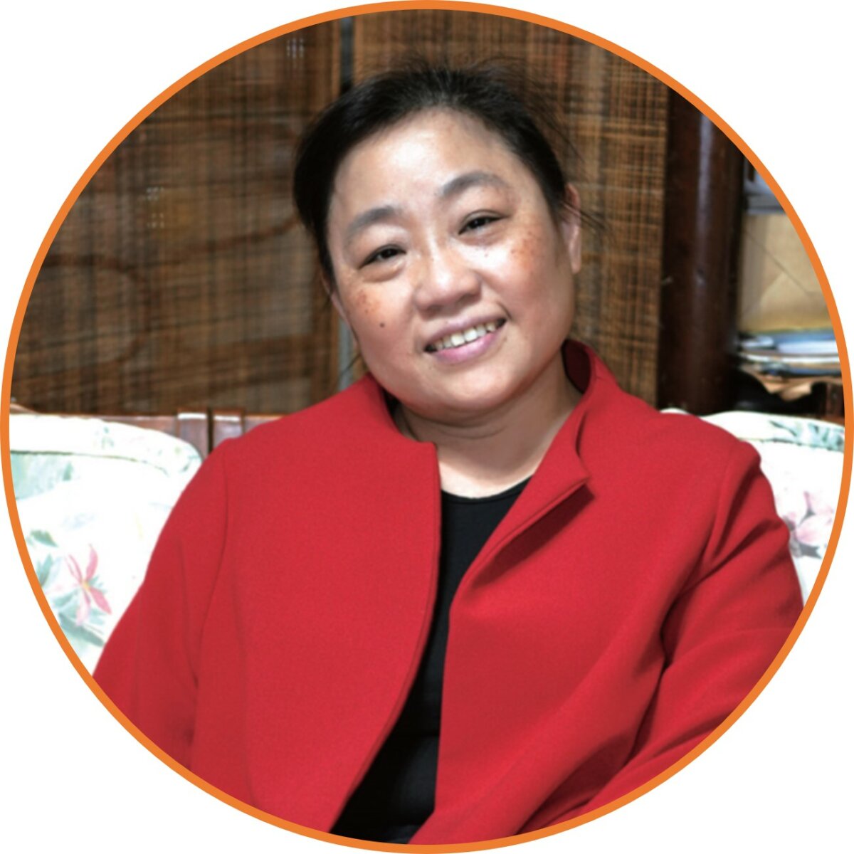 作者楊式辰為現任臺北市立聯合醫院仁愛院區護理督導長，為護理學會長期照護委員會委員、護理師護士公會全國聯合會長照政策委員會委員