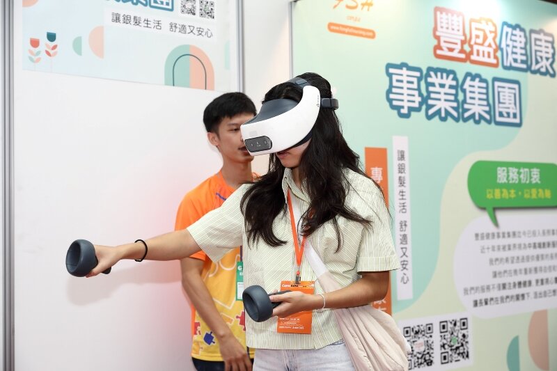 家庭醫療保健和照護市場興起，生活照顧結合照顧科技應用。(圖片來源/侒可傳媒)