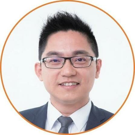 資誠聯合會計師事務所之「照顧及醫療產業服務團隊」執業合夥會計師吳偉豪。擔任生技醫療產業協同會計師、公益組織財務管理能力扶植計畫顧問、財務會計準則及審計準則講師、內部控制制度及審計準則之理論與實務顧問諮詢等。