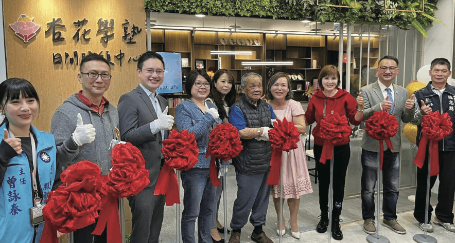 杏花學塾將蒙特梭利理念運用於陪伴長者。(圖片來源/杏花學塾社區長照機構)