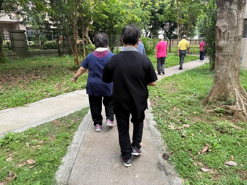 公共活動數位化對高齡者參與活動是一大障礙。（圖片來源／林治萱）