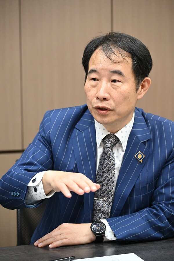 許有杉分享創辦事業的心路歷程。(攝影/劉國泰)