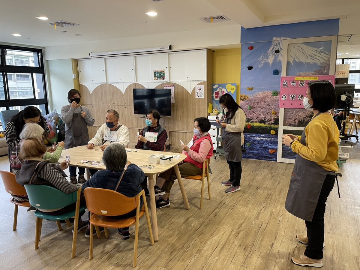 吳良生開創GPS照顧法：玩中學、學中做、做中樂，未來期望將長照結合國外旅遊。(圖片來源/玩學樂園日照中心)