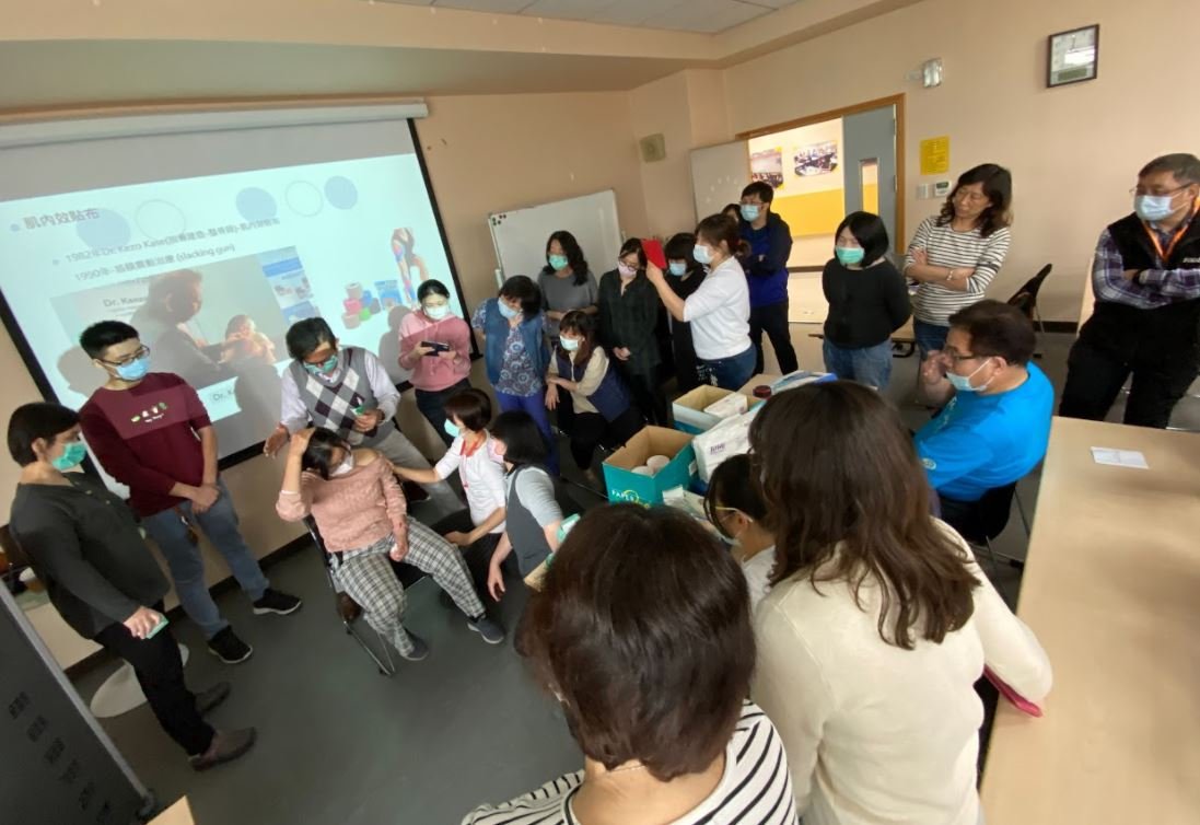 長照碩士班 - 創新照顧雜誌