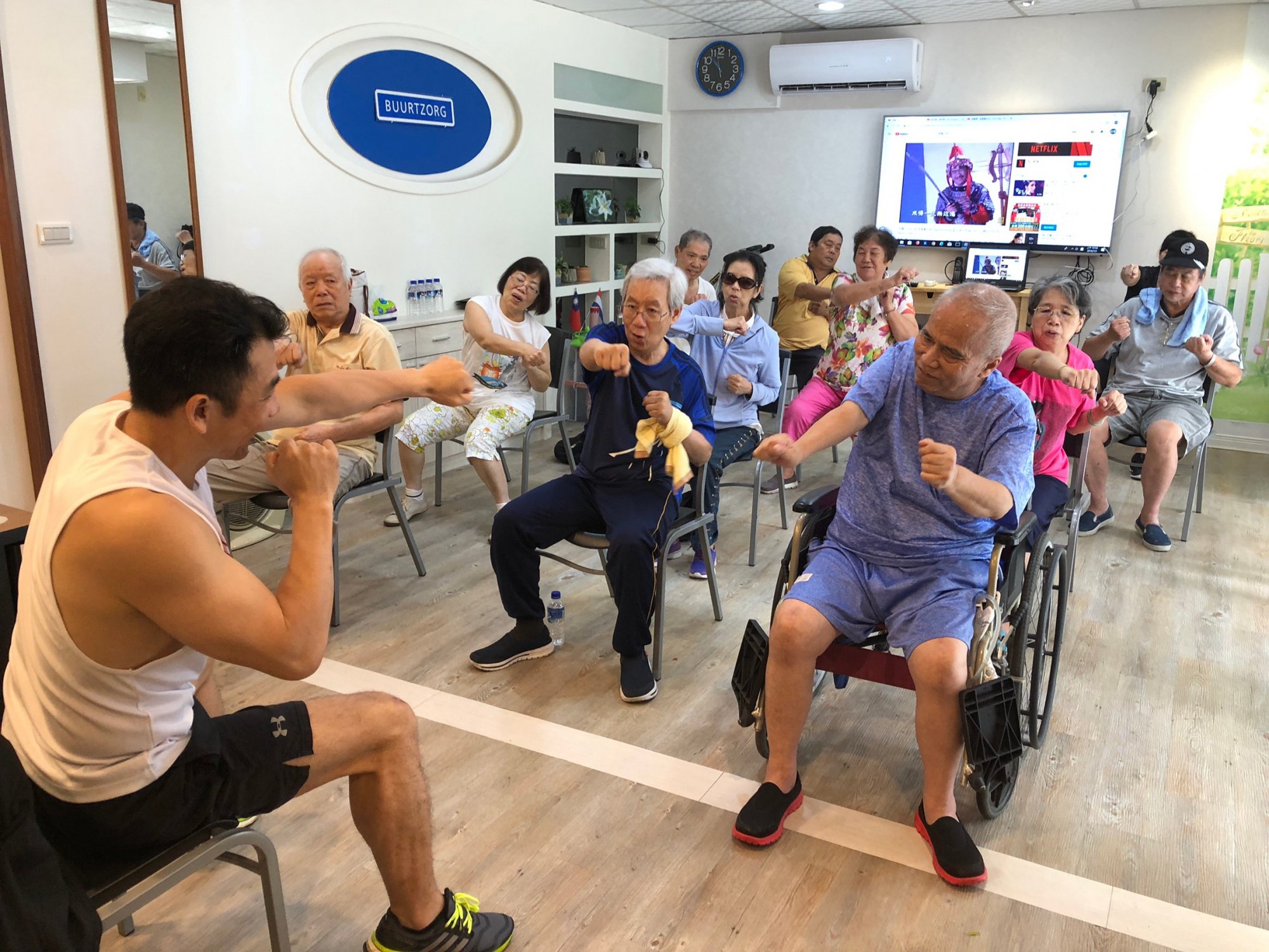 巷弄長照戰｜醫事C據點：鄰里互助的生活照顧 台灣居護串連照顧網絡