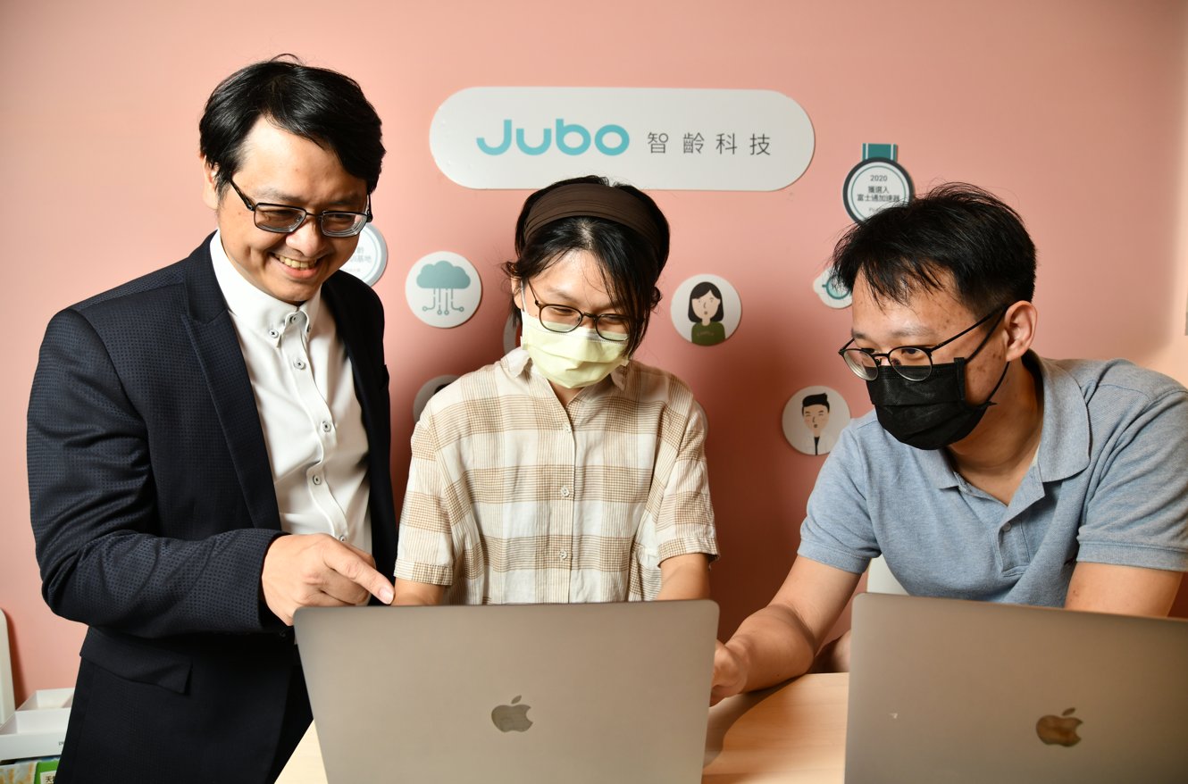 【封面人物】沒有失敗，只有挑戰－康仕仲創辦智齡科技打「世界盃」