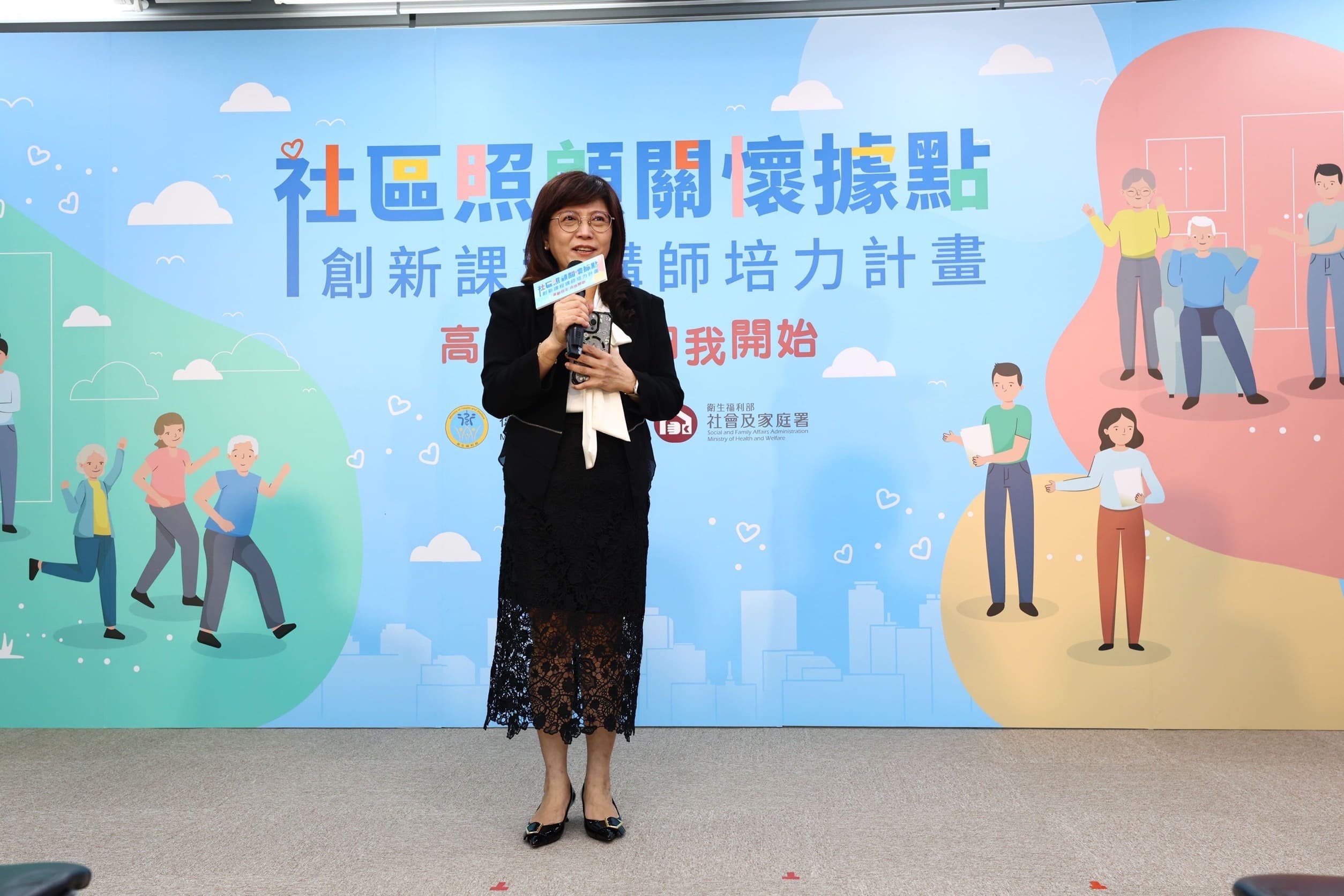 吳信如博士表示種子講師多為年輕世代，與長者的互動充滿雙向療癒，看見世代共融的美好（圖片提供／社家署）