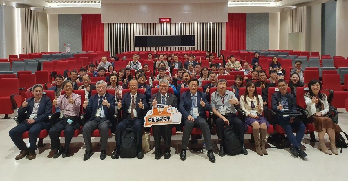 中山醫學大學　高齡產業新創加速器