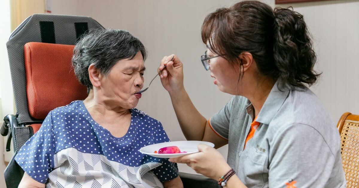 一口飯，找回生活的選擇 臺中市政府社會局攜手跨專業團隊　推動口腔功能促進照顧