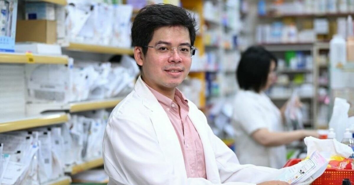【封面人物】熱血藥師的長照行旅 鄭文柏燃燒熱情耕耘社區 寫下藥局新篇章