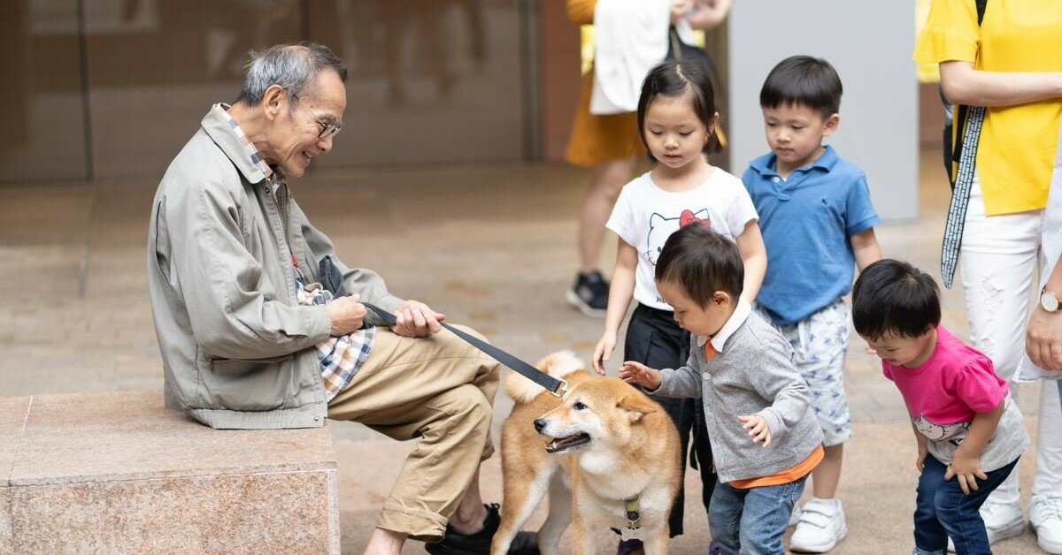 【王順民專欄】在熟悉的社區裡優雅變老：「共生社區」如何交織深沉的人情味